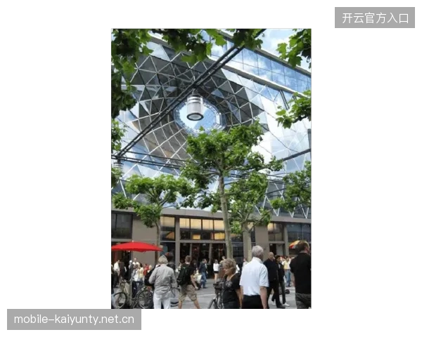 法兰克福外线推进再次扩展压制空间